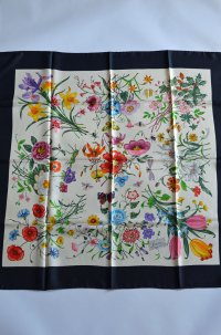 1970'S ヴィンテージグッチ スカーフ ヴィットリオ・アッコルネロ Gucci flower scarf V.Accornero