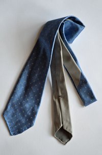 ルリス セッテピエゲネクタイLE LYS Sette Pieghe Tie