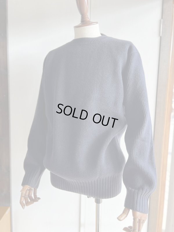 画像1: コムアーチ ハンドフレーム クルーネックセーター ダークネイビー Comm.arch. Hand Framed Crew Neck Sweater Comm.arch. Deep Ocean