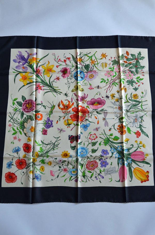 画像1: 1970'S ヴィンテージグッチ スカーフ ヴィットリオ・アッコルネロ Gucci flower scarf V.Accornero