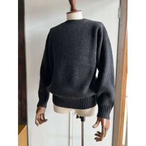 画像: コムアーチ ハンドフレーム クルーネックセーター チャコール4色ミックス Comm.arch. Hand Framed Crew Neck Sweater Dark.Mosaics