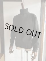 画像: コムアーチ ハンドフレーム タートルネックセーター カーキ Comm.arch. Hand Framed Turtleneck Sweater Comm.arch. Deep Forest